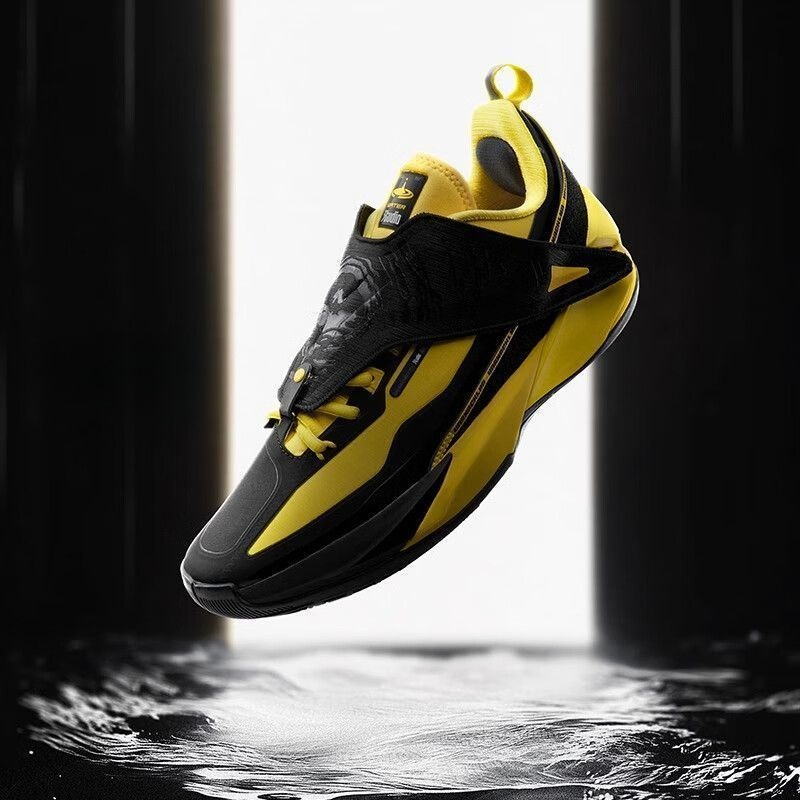 Chaussures de basket-ball prof - Outdoor Sport Flooring avis et prix
